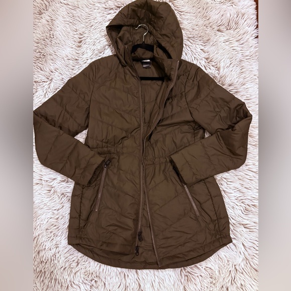 The North Face olive green hooded sip up coat - Picture 1 of 4